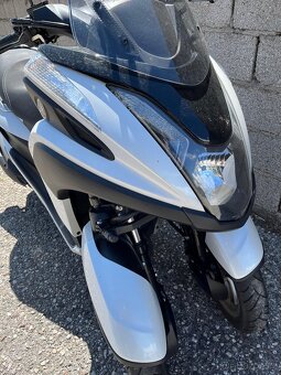 Yamaha Tricity 125, 2014, moc pěkný stav 9 - 10
