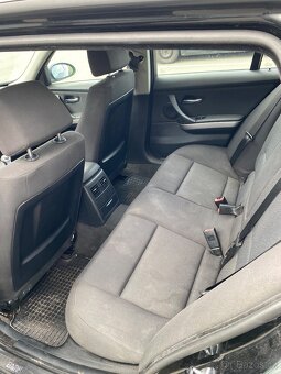 BMW E91 320 120KW rok 2007 - 10