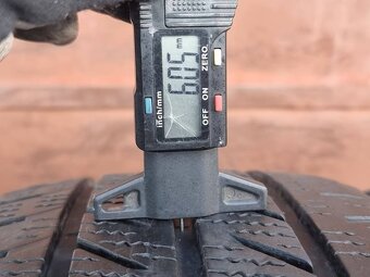 Zimní Goodyear 195/60/16C - 10