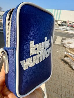 Louis Vuitton small bag crossbody - 10