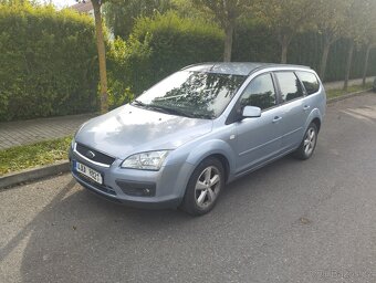 Ford Focus 2-0 TDCI Ghia combi - 10