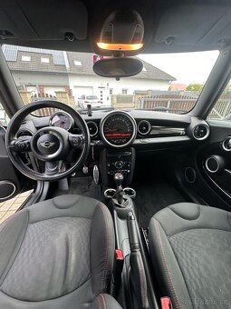 Mini Cooper JCW - 10
