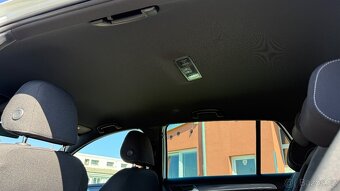 Volkswagen Golf //1.6TDi//81kW//R-LINE//LED SVĚTLA// - 10