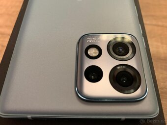 Motorola Edge 40 Pro 256 gb - 10