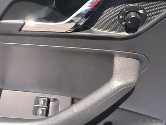 Škoda Rapid 1.6TDi ,  66 kW nafta, 2015 - 10