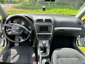 Škoda Octavia II facelift - 10