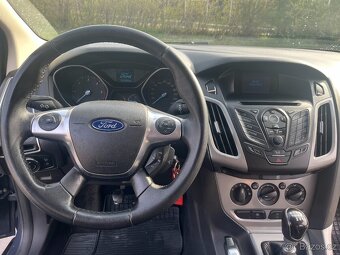 Ford Focus Kombi 2012 1.6 TDCI - 10