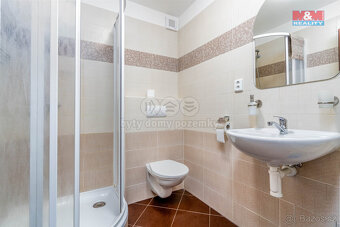 Prodej hotelu, penzionu, 1200 m², Lipno nad Vltavou - 10