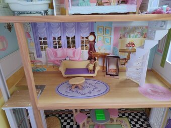 Domeček pro panenky Barbie a příslušenství - 10