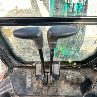 Minirypadlo Kobelco SK35SR-5 4 tuny - 10