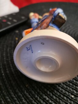 porcelánové sošky od Hummla Goebla - 10