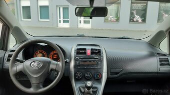 Prodám Toyota Auris - 10