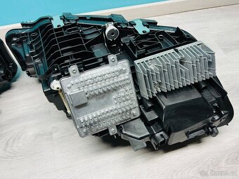 BMW G20 G21 G26 LCI Adaptiv led světlomety NOVÉ - 10