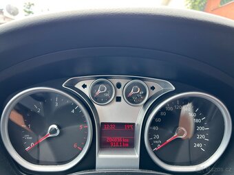 Ford Focus 2.0TDCI 100KW, 2007, TITANIUM, XENON, KŮŽE - 10