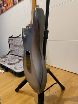 Fender Stratocaster American Professional II HSS Strat - 10