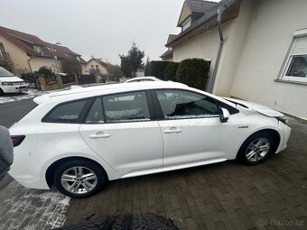 Toyota Corolla E21 1.8 Hybrid, rok 2021, 183 tis. km. - 10