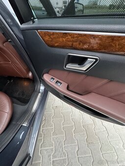 Mercedes-Benz E 350 BlueTEC Avantgarde, rok 2015 - 10