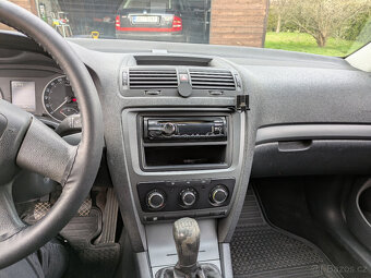 Škoda Octavia II FL, r.v. 2012, 278 tis. km, STK do 01/2027 - 10