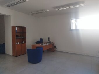 Pronájem obchodních prostor, kanceláří 133m2 17. listopadu - 10