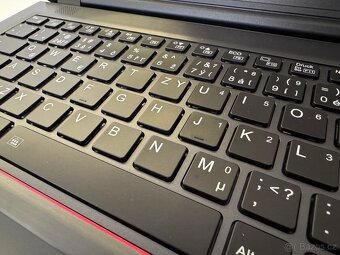 Fujitsu LifeBook - repas, záruka 2 roky, Win11 (eč K25K9) - 10