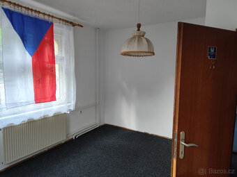 Pronájem bytu v Podhradí u Aše - 10
