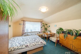 Prodej RD 6+2 se zahradou, pozemek 1815 m2 v obci Mladějov n - 10
