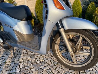 Honda SH 125 ccm rok 2003 - 10