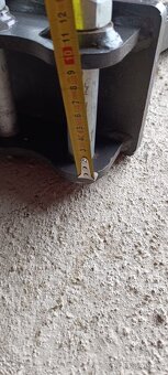 prodám příslušenství k minibagru - 10