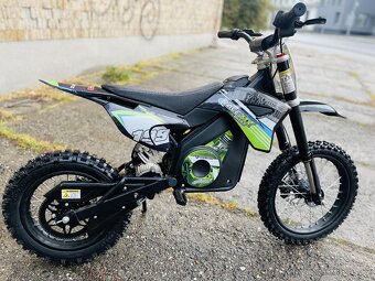 Elektrický pitbike Leramotors Rocket 1600W, skladem více bar - 10