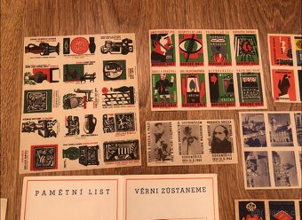 STAROŽITNOSTI 1900-1980 ZNÁMKY, POHLEDNICE FOTKY Z PŮDY - 10