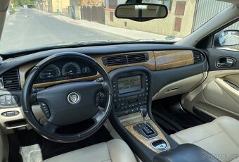 Jaguar S-type R - 10