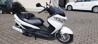 SUZUKI BURGMAN 125 - 10