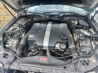 Mercedes-Benz E 240 - 10