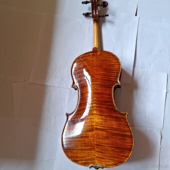 Stará viola 40 - 10