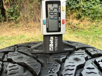 4x Zimní pneu Nokian Hakkapeliitta 9 - 215/60 R16 XL - 90% - 10