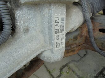 Opel astra J rok 2012 díly - 10