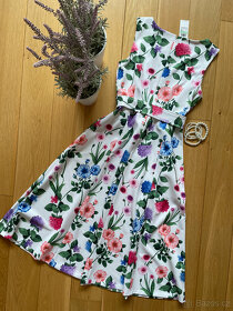 Nové výrazné květinové midi šaty Calvin Klein, vel. 40 - 10
