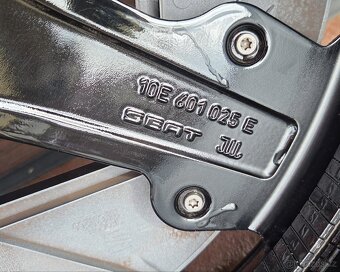 Orig.zimní sada Seat CUPRA BORN 20" pneu 215/45/20 - 10