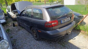 Volvo V40 1.9di 85kw pouze náhradní díly - 10