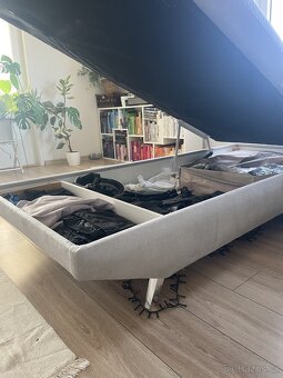 rozkládací gauč s úložným prostorem - 10