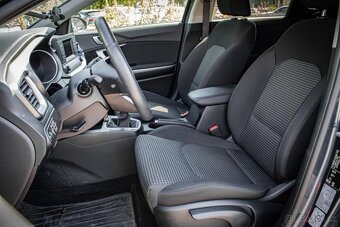 Kia Ceed 1.4 T-GDi Silver - 10
