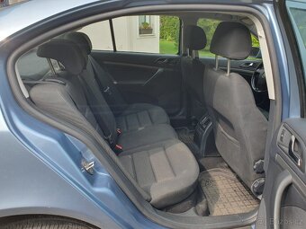 Škoda Octavia 2008, 1.6 FSI, 170 tis km, cena 65 000 kč - 10