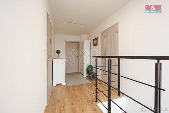 Prodej rodinného domu, 450 m², Dolany - 10