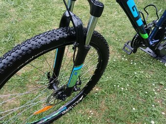 Horské kolo GT Agressor 27,5 - velikost L - 10