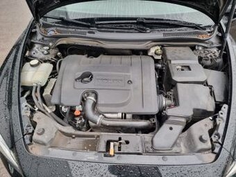 Volvo XC60 2.4D 4WD 120kW R-Design 03/2011 149tkm - 10