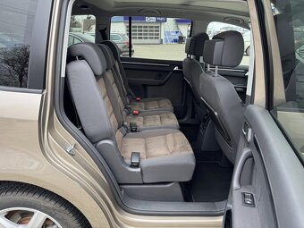Volkswagen Touran 2.0 TDI 103 kW DSG, navi. xenon. - 10