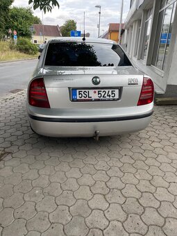Škoda Superb - 10