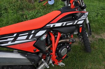 Beta rr 125 LC 2021 - 10