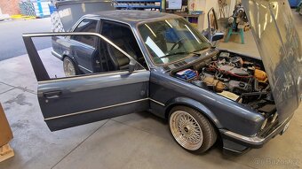 BMW E30 323i 1985 - 10