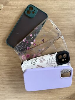 Apple Iphone 12 128 GB bílý - 10